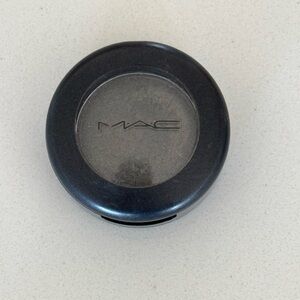 MAC eyeshadow- Fiction